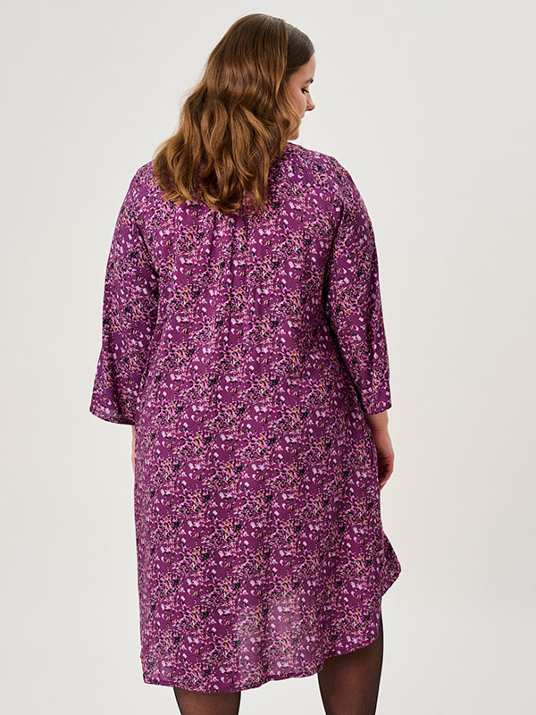 ADGABRIELLE - Plus Size Kjole fra Adia