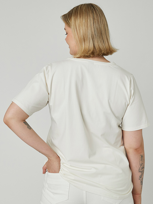 ADGAIL - Plus Size T-shirt fra Adia