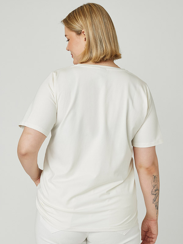 ADGALINA - Plus Size T-shirt fra Adia