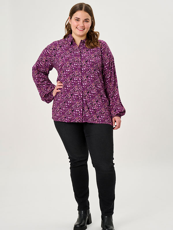 ADGEIRA - Plus Size Skjorte fra Adia