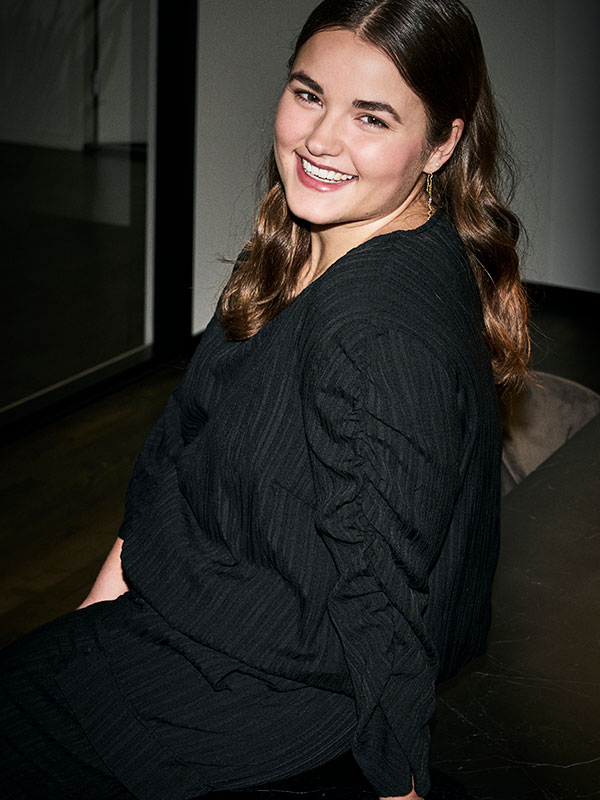 ADGELA - Plus Size Bluse fra Adia