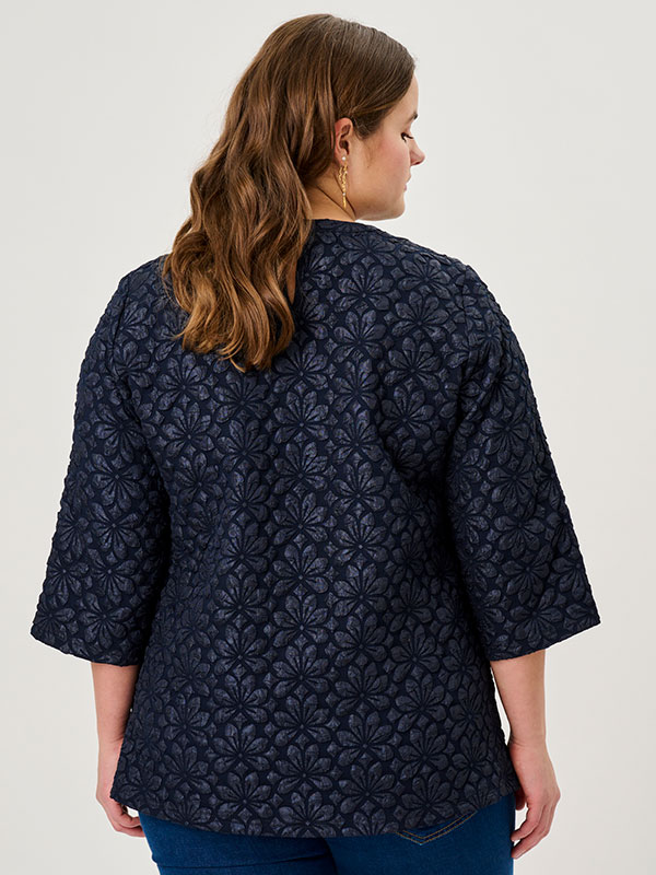 ADGENA - Plus Size Bluse fra Adia