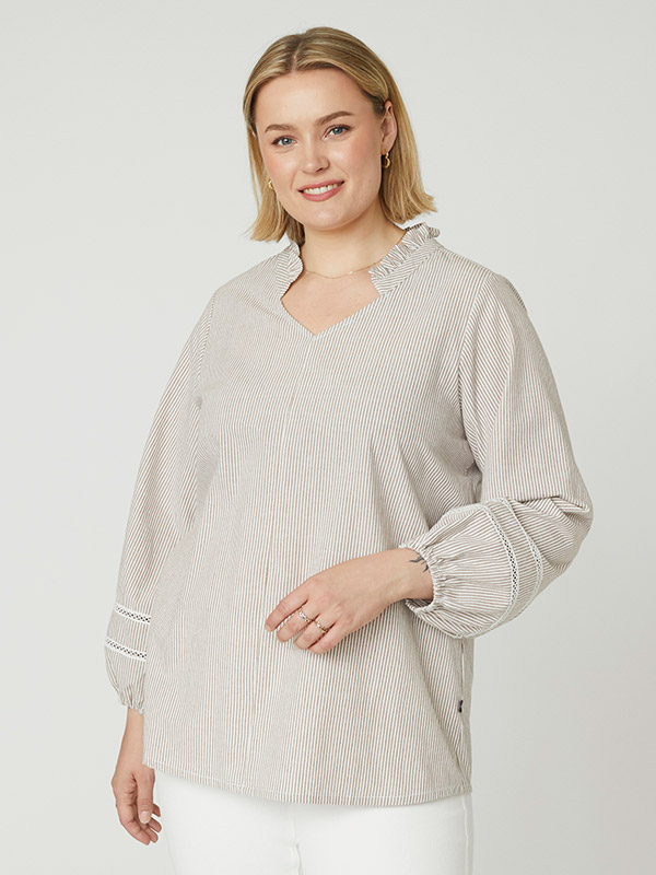 ADGINGER - Plus Size Bluse fra Adia