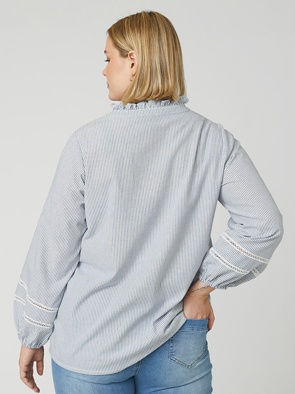 ADGINGER - Plus Size Bluse fra Adia