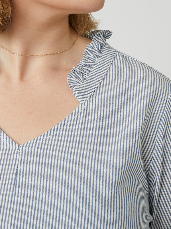 ADGINGER - Plus Size Bluse fra Adia