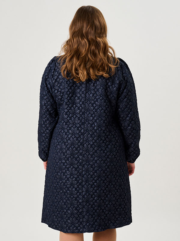 ADGRETHE - Plus Size Kjole fra Adia