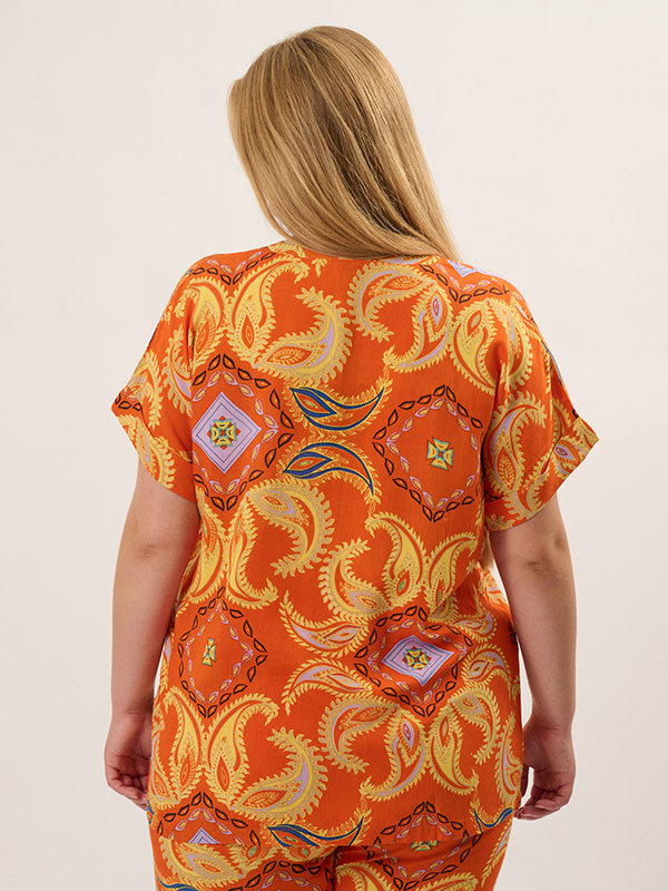 Bluse fra Adia