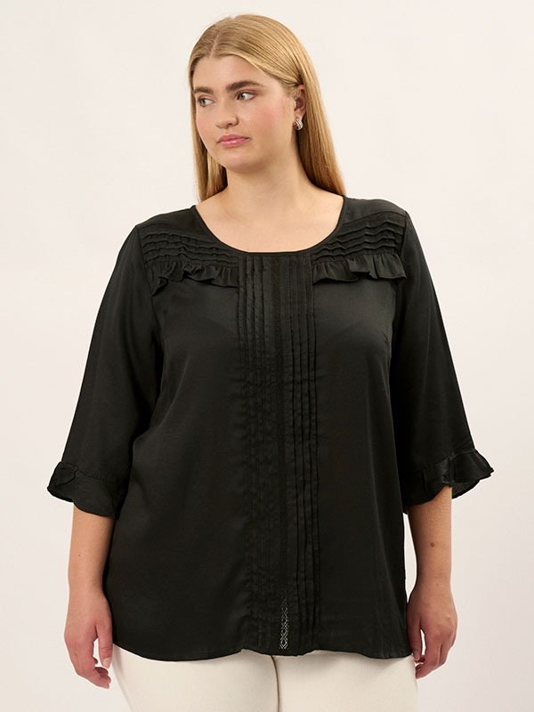 Bluse fra Adia