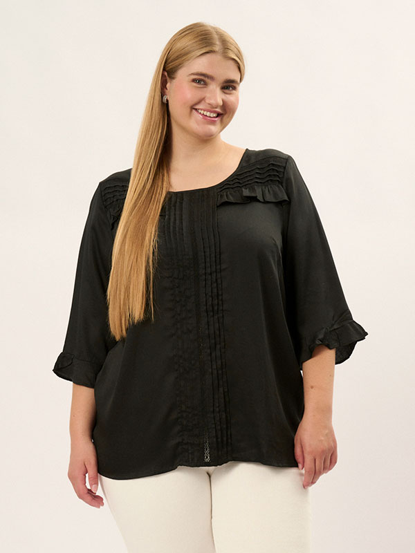 Bluse fra Adia