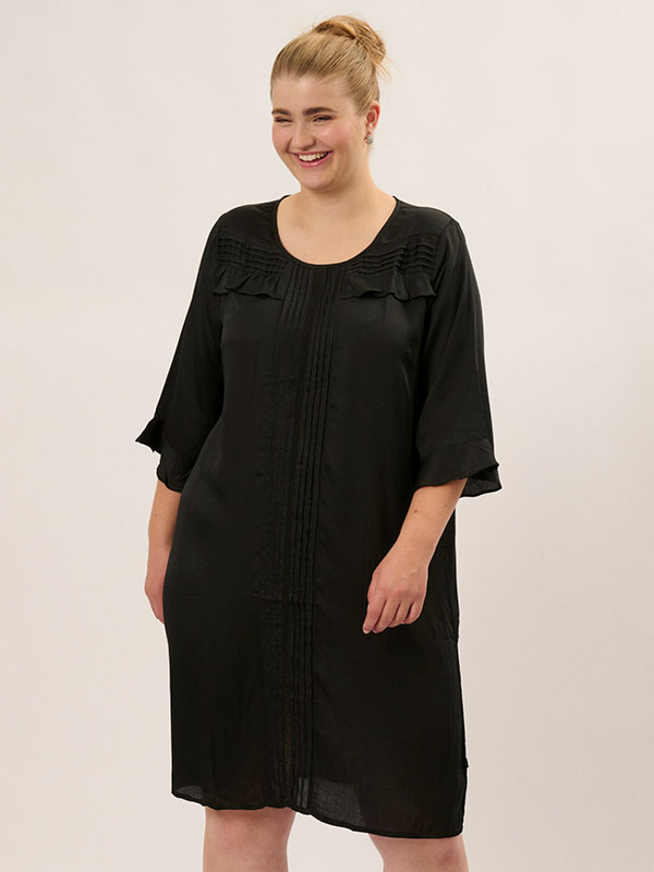 PAULA - Plus Size Kjole fra Adia
