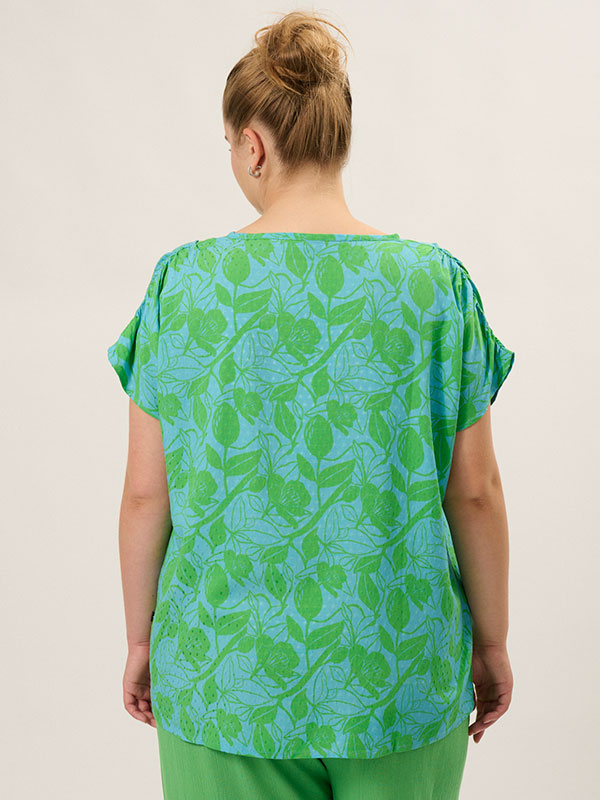 Bluse fra Adia