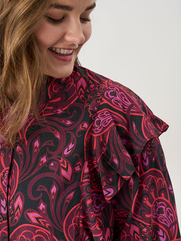 ADRIKKE - Plus Size Bluse fra Adia