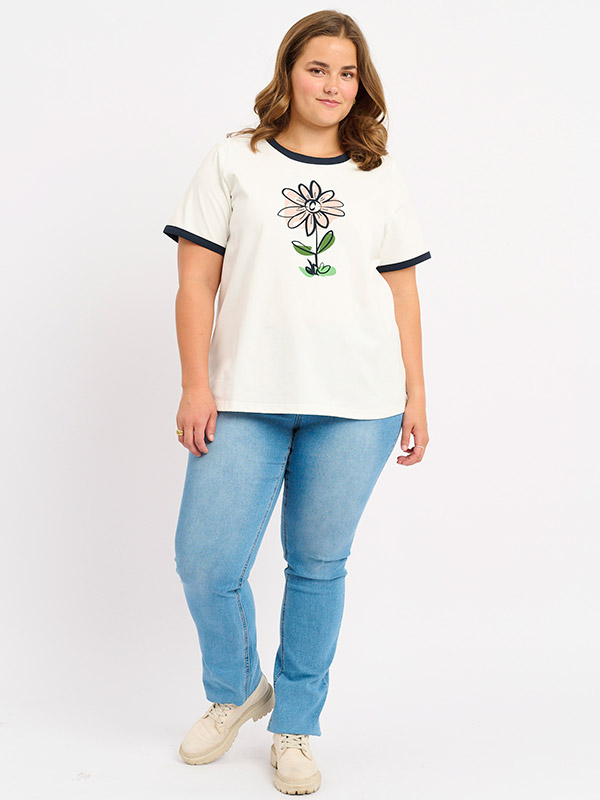 ADVALDIS - Plus Size T-shirt fra Adia