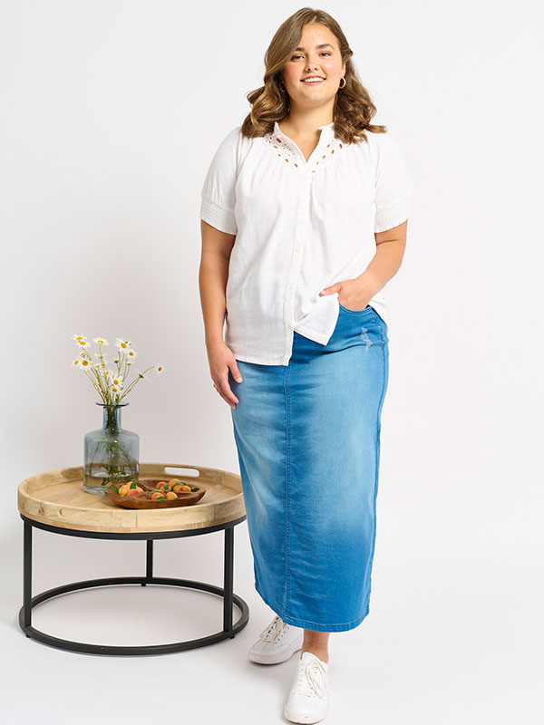 ADVALGERDA - Plus Size Bluse fra Adia