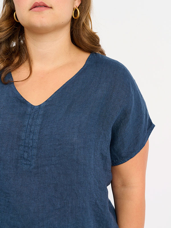 ADVIBEN - Plus Size T-shirt fra Adia