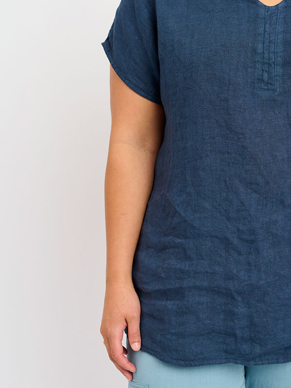 ADVIBEN - Plus Size T-shirt fra Adia