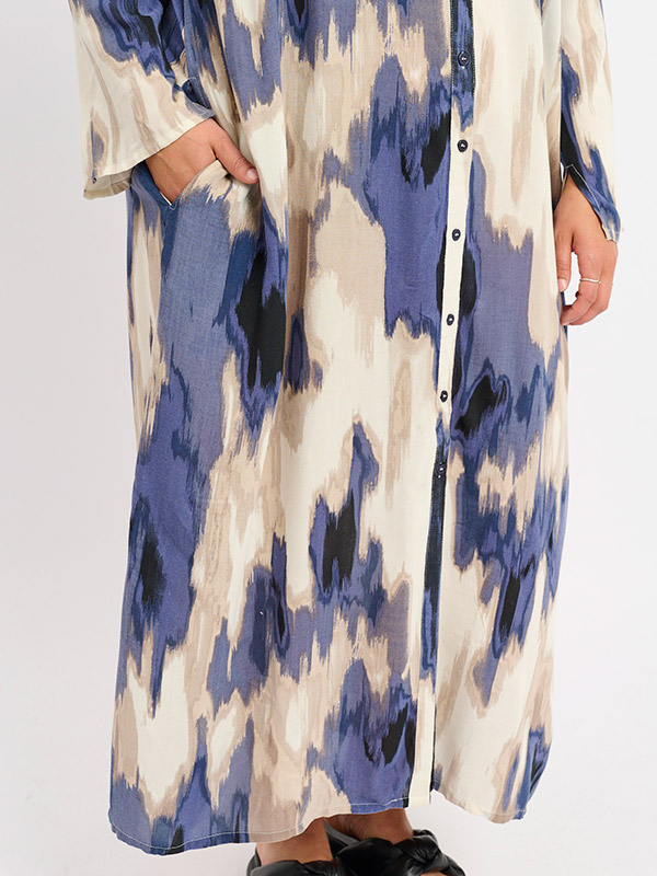 ADVILHELMA - Plus Size Kjole fra Adia