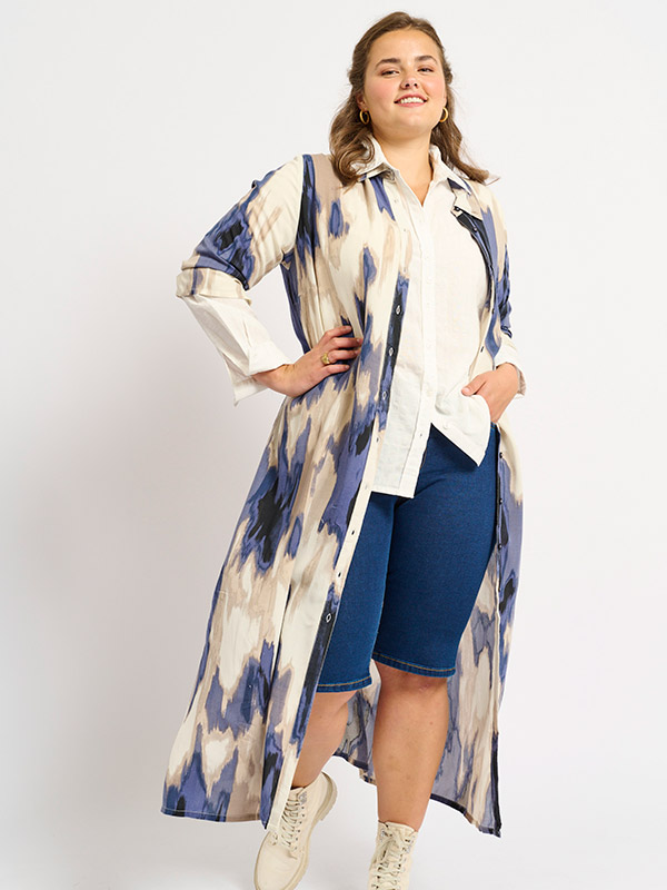 ADVILHELMA - Plus Size Kjole fra Adia