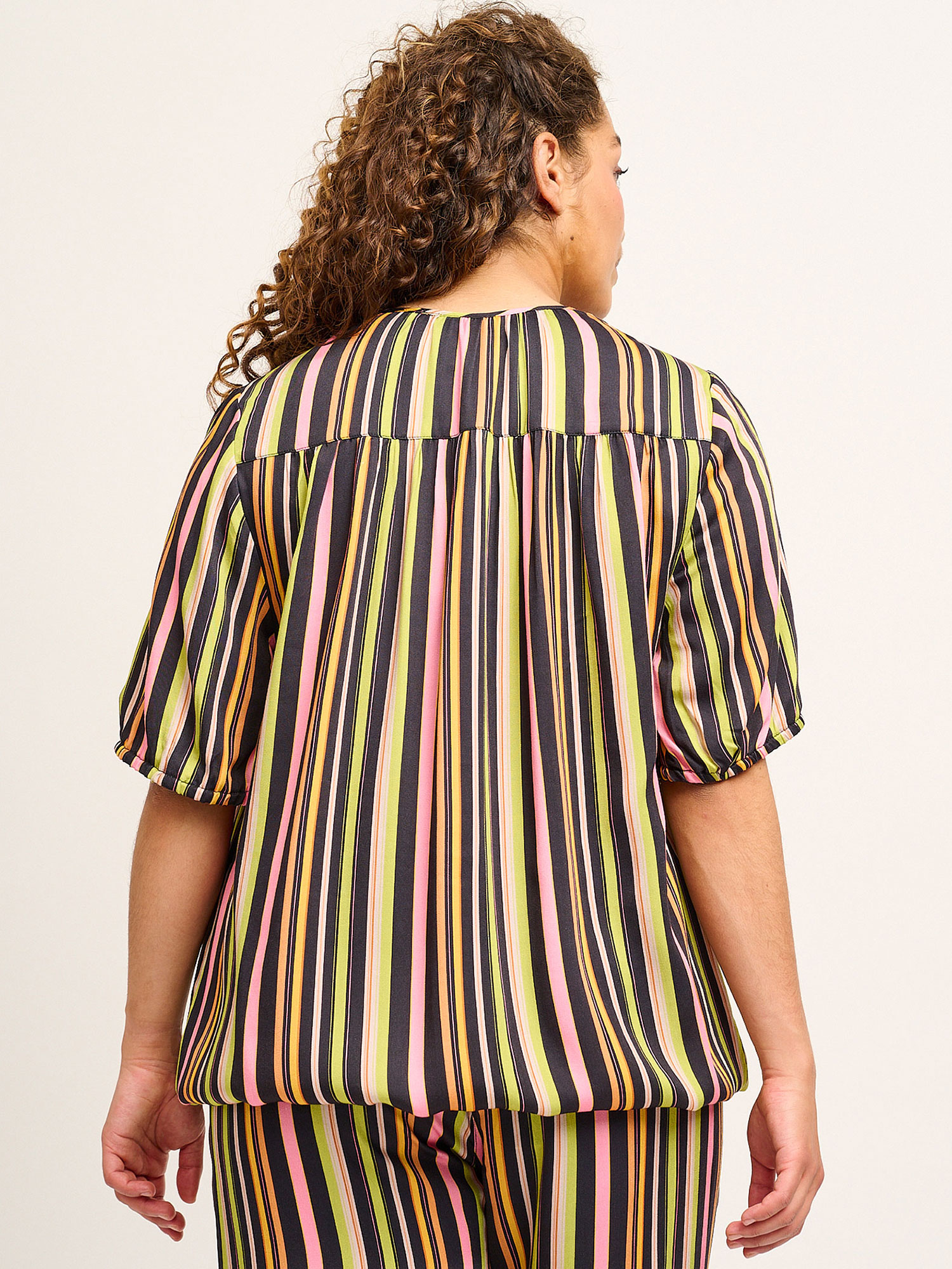 Bluse fra Adia