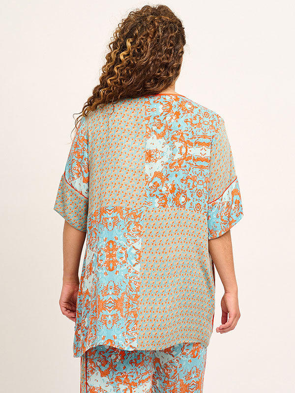 Bluse fra Adia