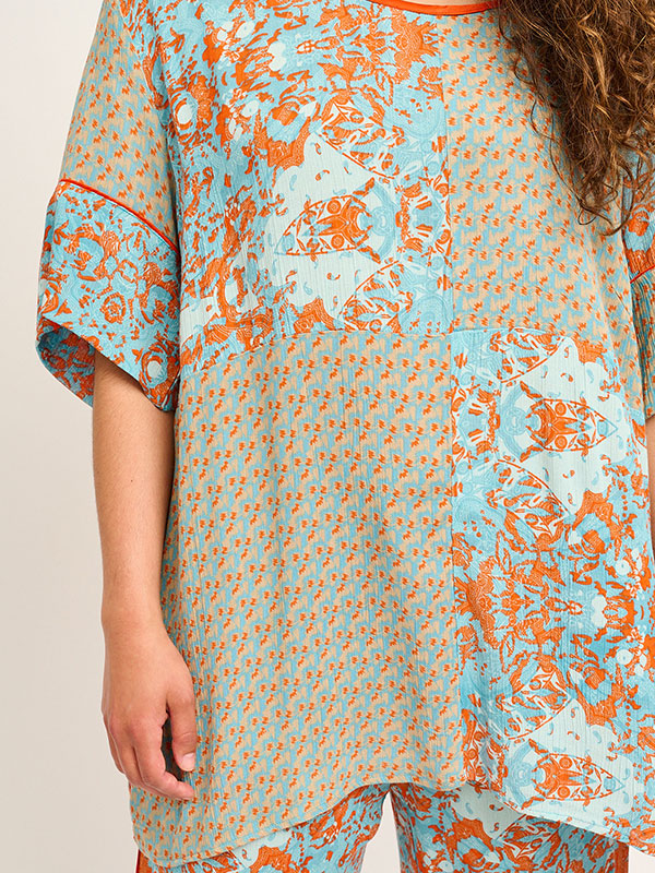 Bluse fra Adia