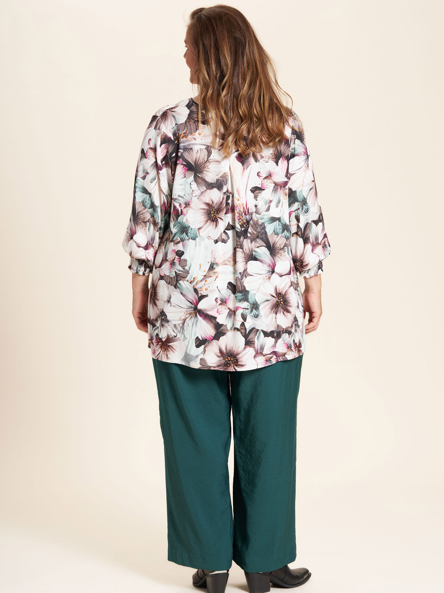 Vicky - Bluse Med Blomsterprint fra Gozzip