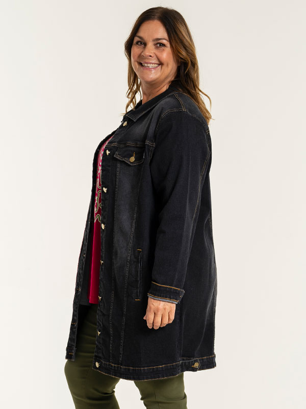 AMELA - Plus Size Jakke fra Gozzip