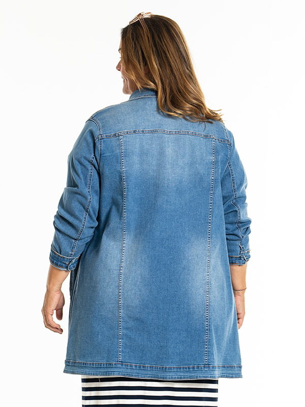 AMELA - Plus Size Jakke fra Gozzip