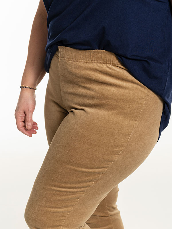 CLARA - Plus Size Leggings fra Gozzip