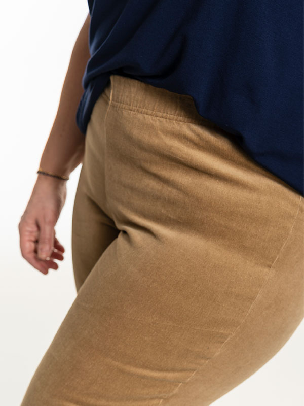 CLARA - Plus Size Leggings fra Gozzip