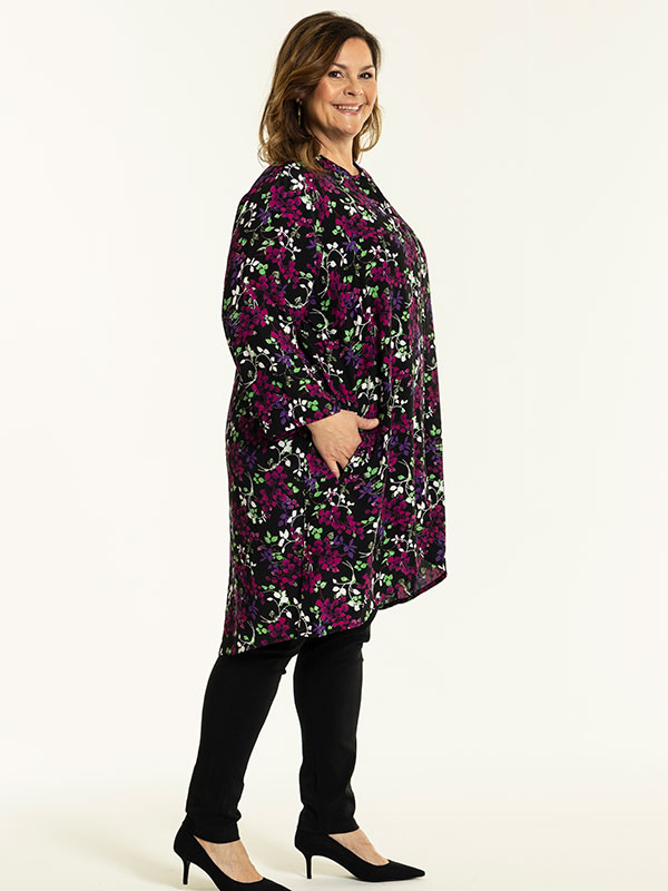 MONNA - Plus Size Tunika fra Gozzip
