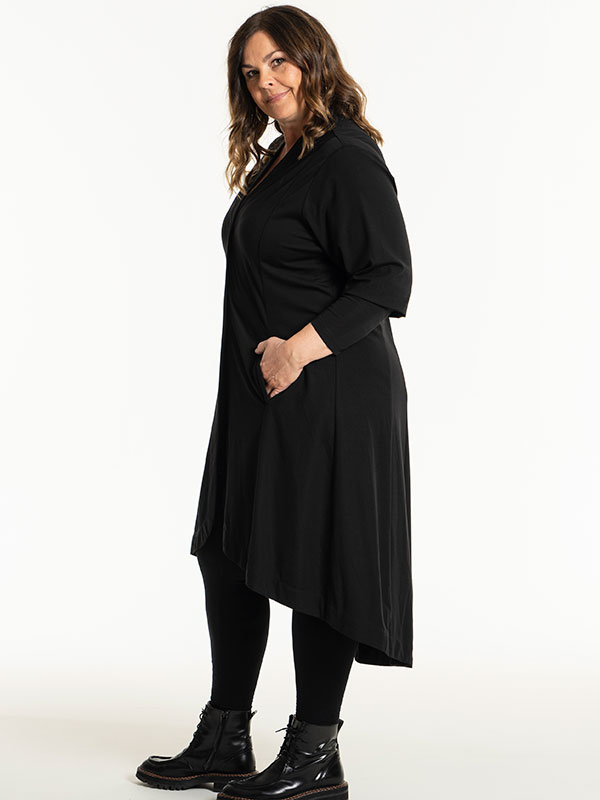 ANNI - Plus Size Kjole fra Gozzip
