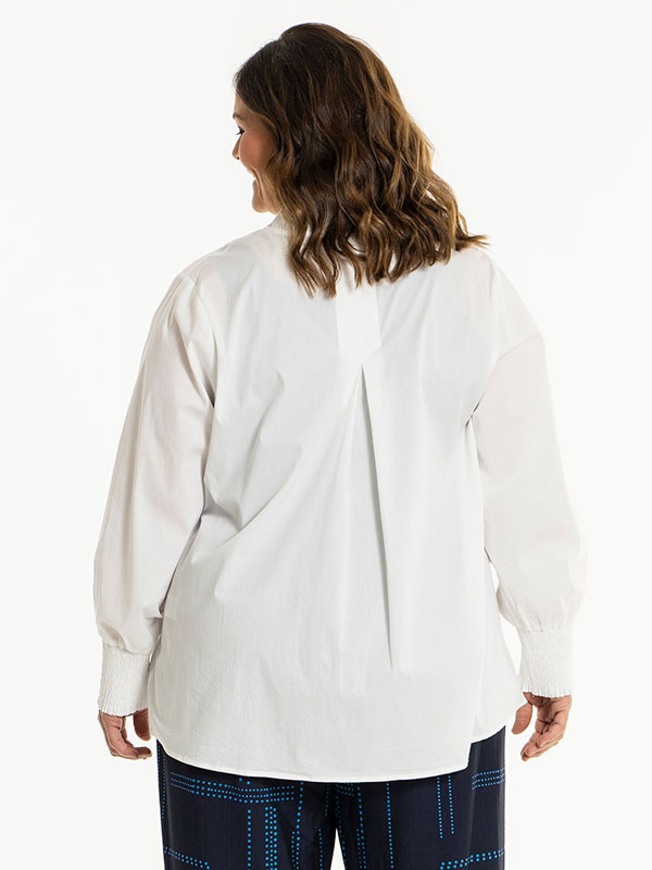 ASMA - Plus Size Skjorte fra Gozzip