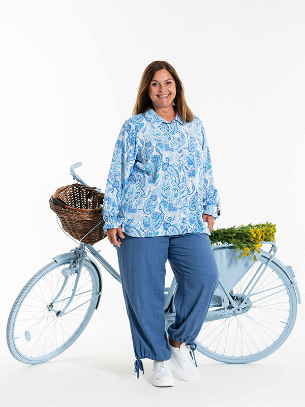 ANNAMAY - Plus Size Skjorte fra Gozzip