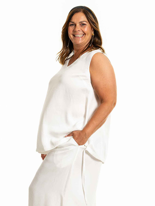 BENE - Plus Size Topp fra Gozzip