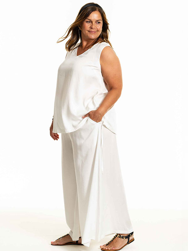 BERETHE - Plus Size Bukser fra Gozzip