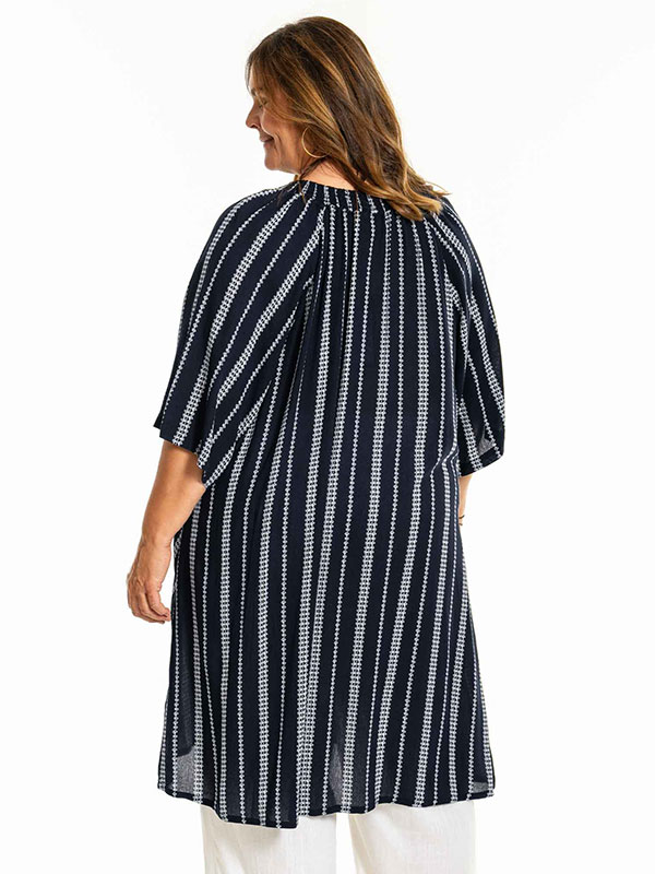 DINNE - Plus Size Tunika fra Gozzip