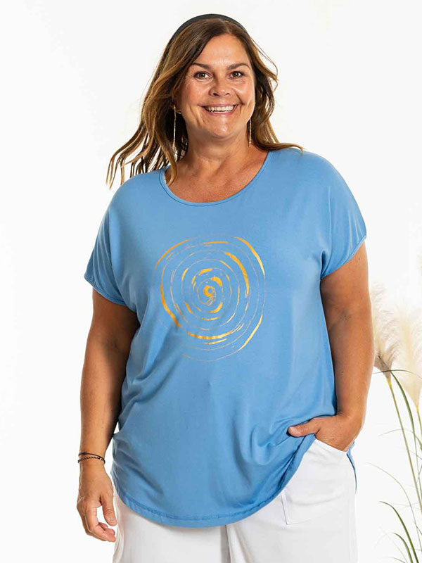 GITTE - Plus Size T-shirt fra Gozzip