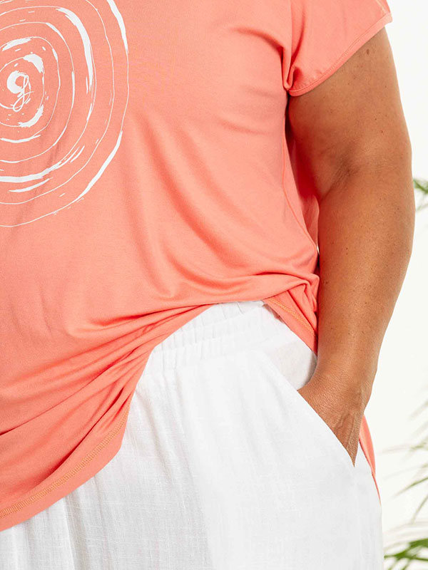 GITTE - Plus Size T-shirt fra Gozzip