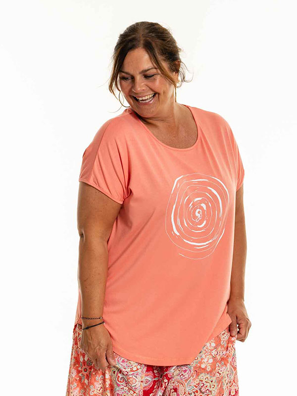 GITTE - Plus Size T-shirt fra Gozzip