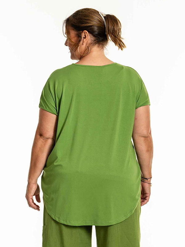 GITTE - Plus Size T-shirt fra Gozzip