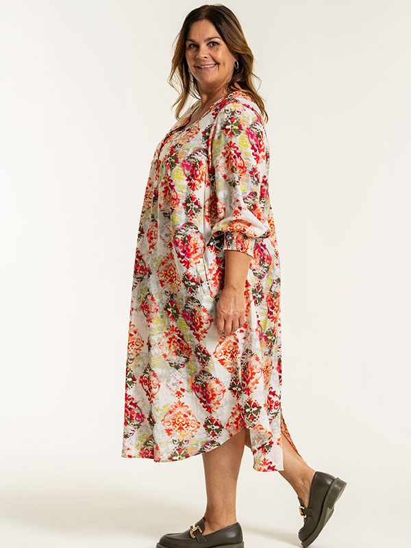 ALICE - Plus Size Kjole fra Gozzip