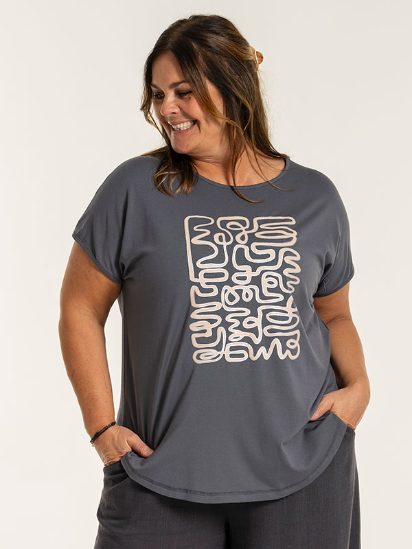 GITTE - Plus Size T-shirt fra Gozzip