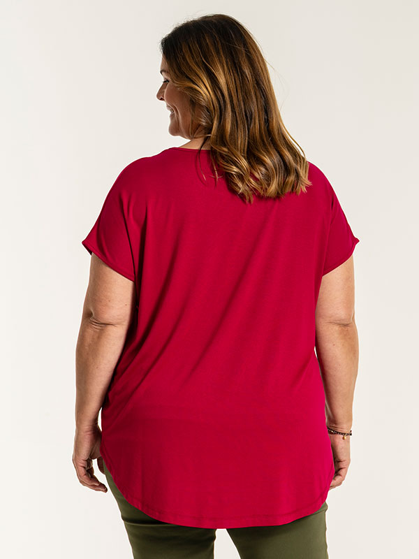 GITTE - Plus Size T-shirt fra Gozzip