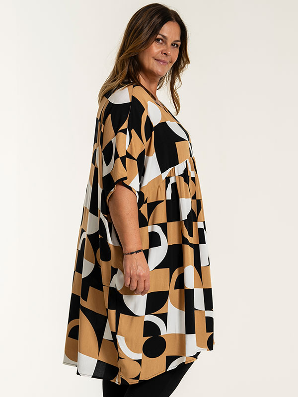 SOFIE - Plus Size Tunika fra Gozzip