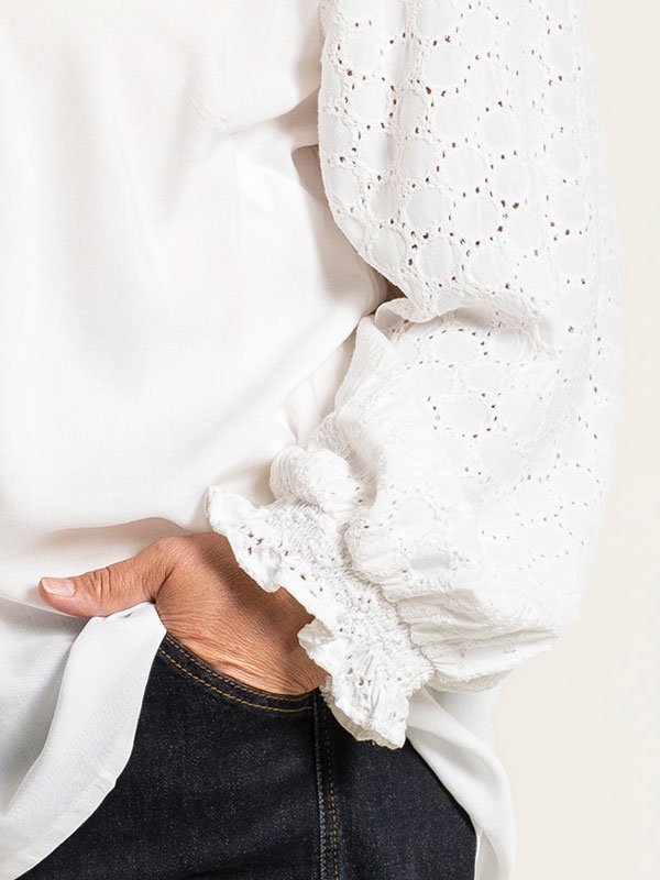 FLO - Plus Size Skjorte fra Gozzip