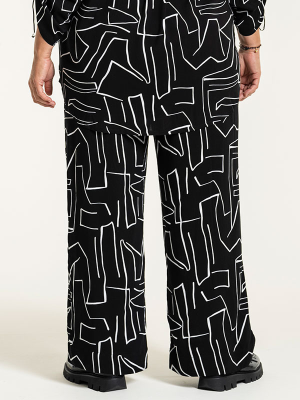 MARGRETHE - Plus Size Bukser fra Gozzip