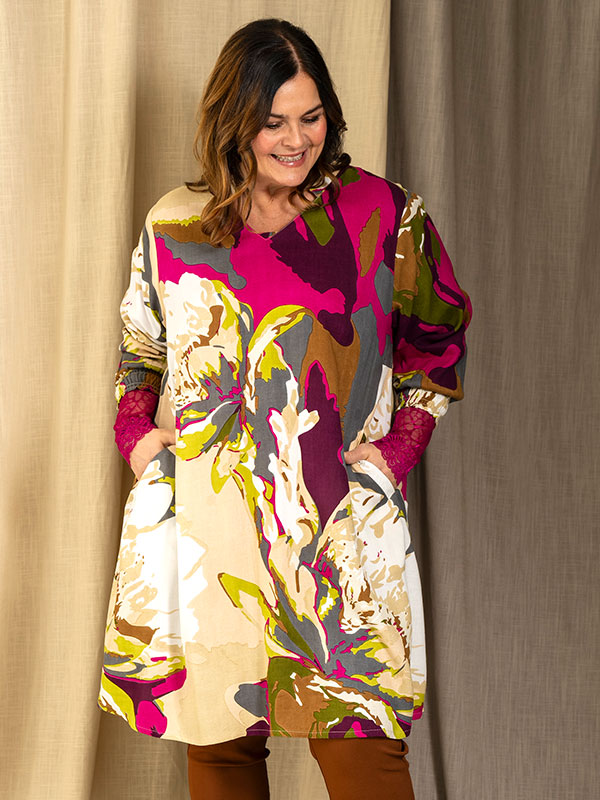 BEBBIE - Plus Size Tunika fra Gozzip
