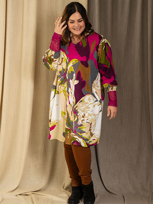 BEBBIE - Plus Size Tunika fra Gozzip