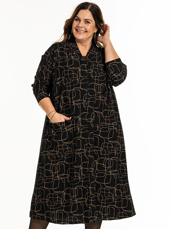 GUNDE - Plus Size Kjole fra Gozzip